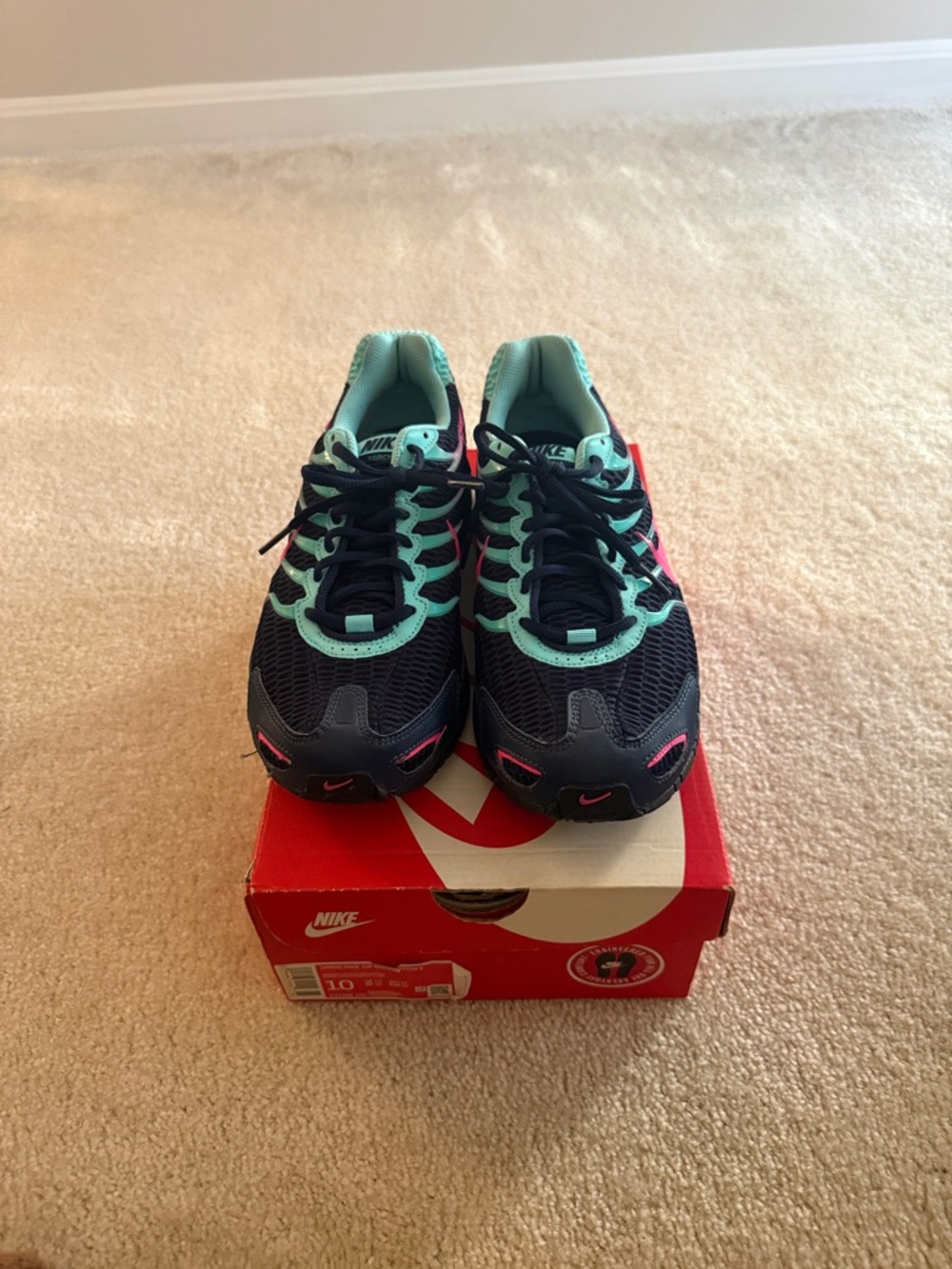 Nike Black and Teal Women's Athletic Sneakers